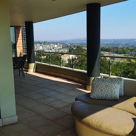 Weom Apartments Sandton Exterior foto